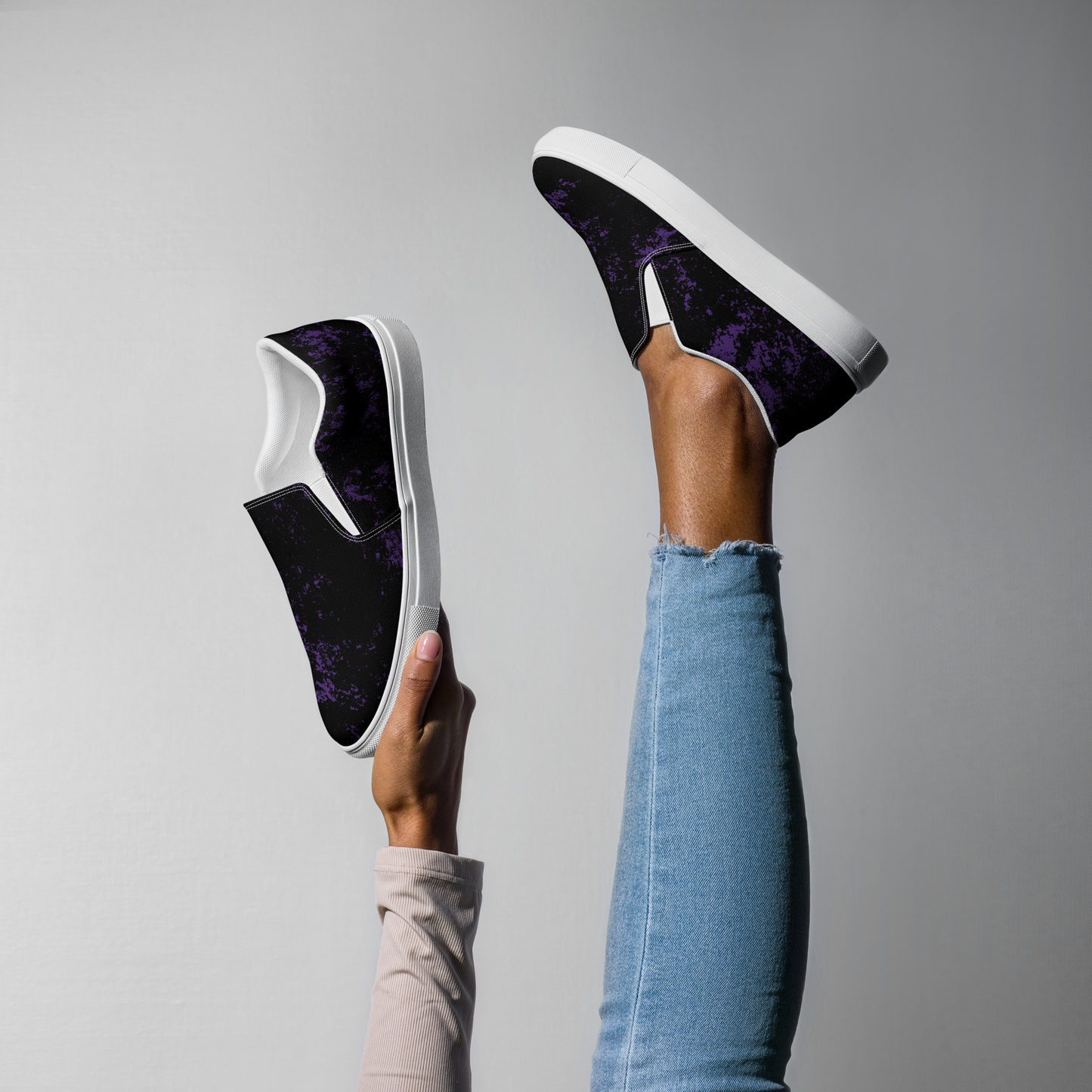 VIOLET NIGHTS (Women’s Slip-Ons)